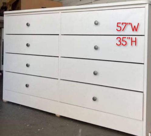 Eight Drawers dresser 
