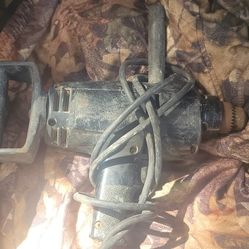 B+D 1/2 POWER DRILL