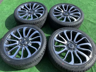 Range Rover wheels and tires brand new