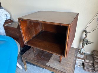 Old book stan