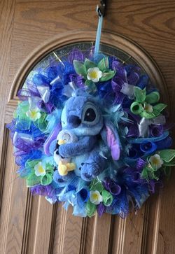Stitch Wreath 