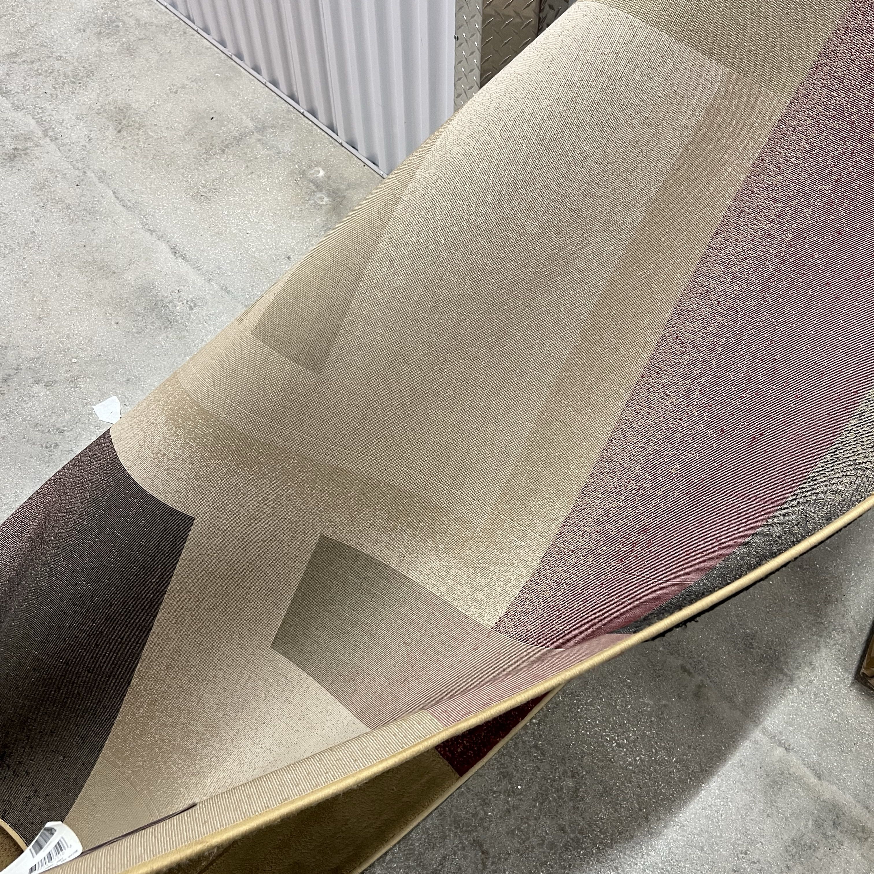 Large Rug w Runner