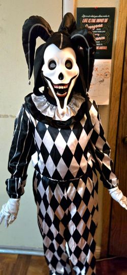 Spirit halloween Jester Halloween Costume with Skull Mask