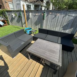 Patio Set With Table