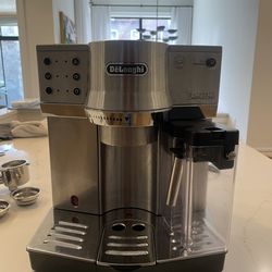 De’Longhi Dedica Cappuccino: EC860 (Read Description)