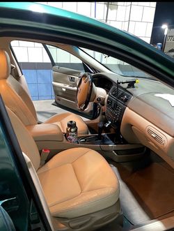 2000 Ford Taurus