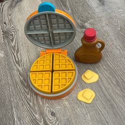 Waffle Maker Play Food 8pcs
