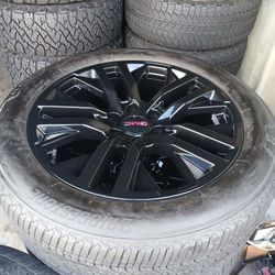 2024 OEM ORIGINAL TAKEOFFS GMC YUKON DENALI PREMIUM 22 INCH HAVE TPMS SENSORS TIRES BRIDGESTONE 95 % $ 2250