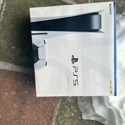 I Am Selling This PlayStation  5 used Normal Wear Very Good Condition 