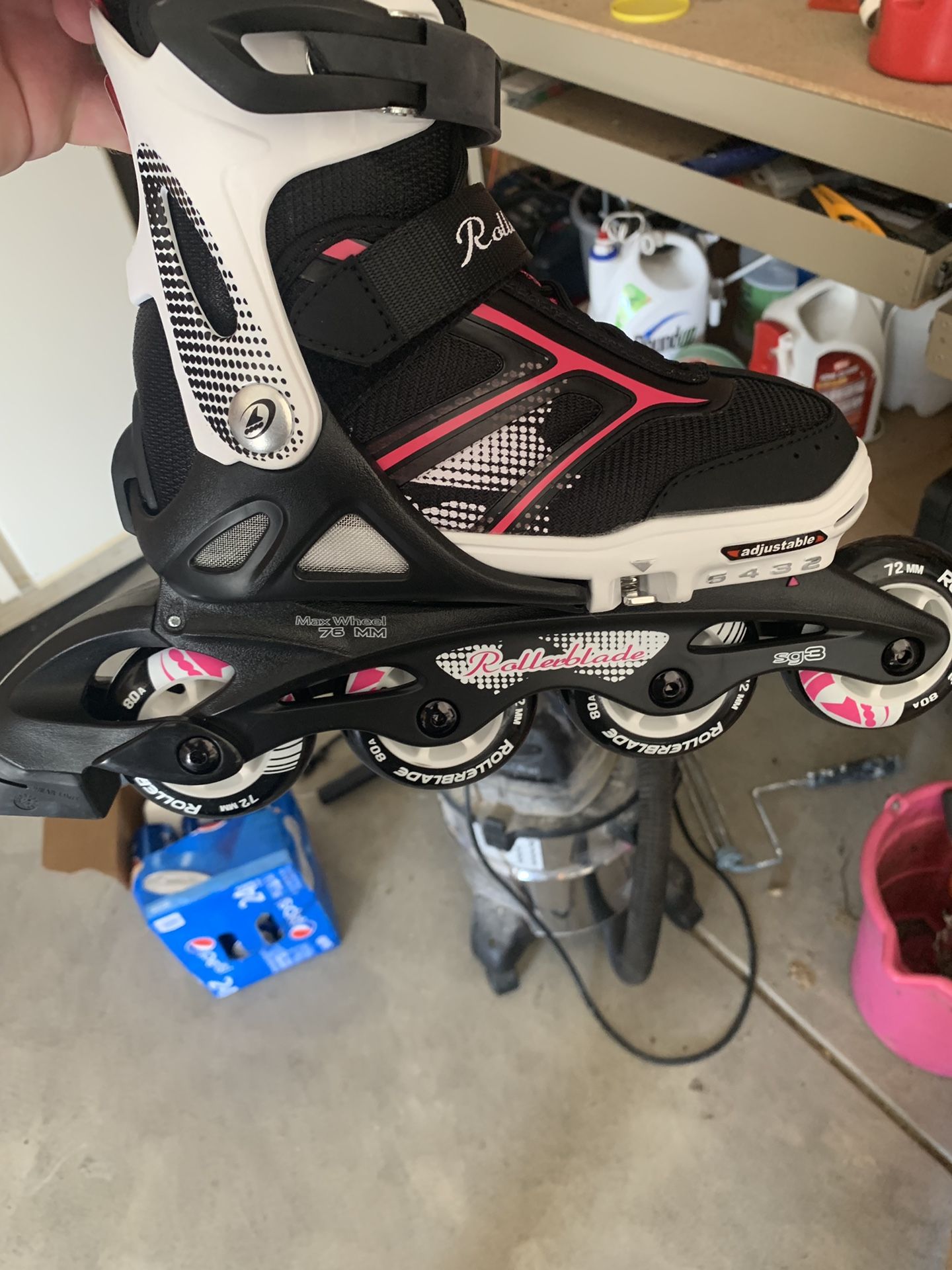 Girls spitfire rollerblades. Brand new. Cross posted.
