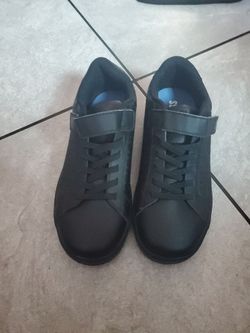 K-Swiss Shoes Size 3