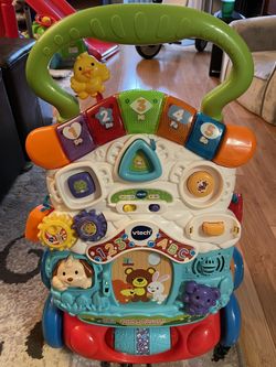 VTech Stroll and Discover Activity Walker