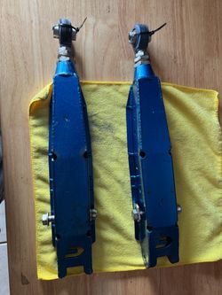 Cusco rear lower control arms