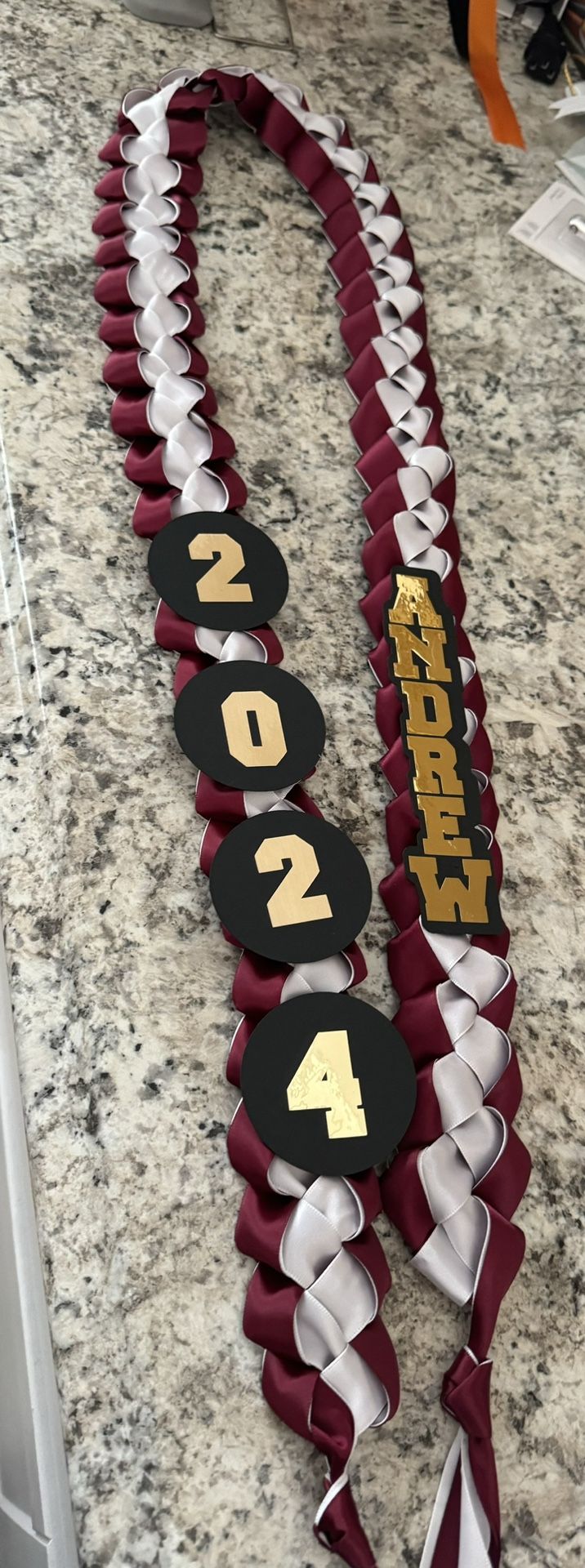 2024 Ribbon Graduation Lei