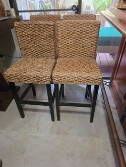 4 high top chairs