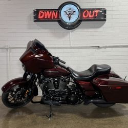 2018 Harley Davidson Street Glide Special FLHXS