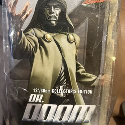 Marvel Studios Dr. Doom 12 Inch Collectors Edition Figure New In The Box But The Buc It’s Damage