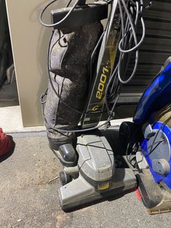 2001 Kirby, vacuum cleaner