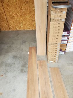 Flooring Vinyl Water Proof 470 square feets new
