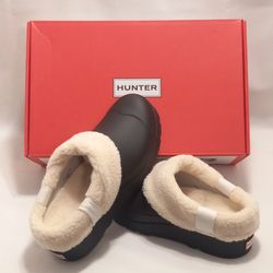 HUNTER Ladies' PLAY Insulated Clog Available in Black Size 6,7,8 or White Size 10