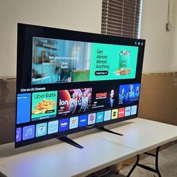 65 Inch OLED LG CX Smart TV 4K UHD with 120 Hz refresh rate in perfect condition. 