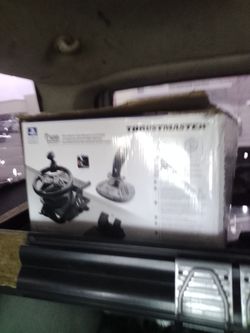 T128 thrustmaster steering wheel and pedals