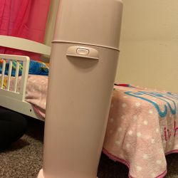 Diaper Genie 