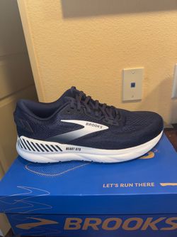 Brooks Beast GTS Men Running Shoe