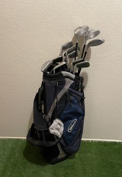 Ladies, Women’s MacGregor Golf Club Set w/Wilson Bag (RH)