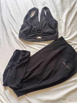 Whitney Simmons x Gymshark sports bra and leggings