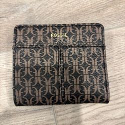 Fossil Black and Brown Wallet 