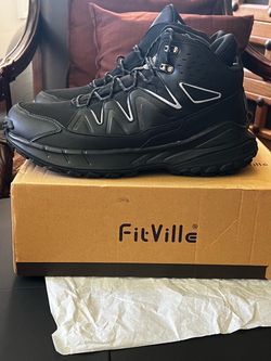Men’s Hiking Boots