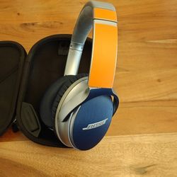 Bose QC35 headphones - like new