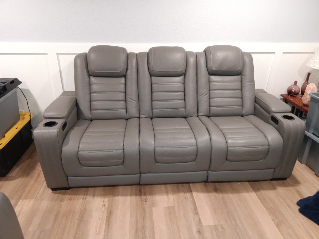 "Brand New" Couch, Loveseat Recliners