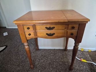 Vintage Singer Sewing Machine Fold Out Table