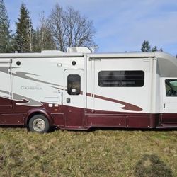 2014 Winnebago Itasca Cambria
