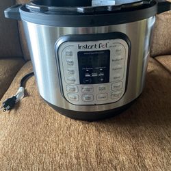8 Quart Instant Pot 