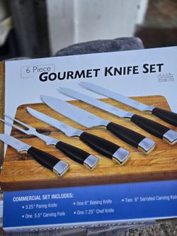 NEW knife set, still inbox