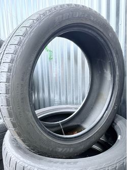 Bridgestone Alenza 285/45R22 Tires
