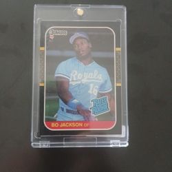 BO NO'S 1986 LEAF MINT. ROOKIE 