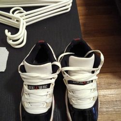 Jordan Retro 11 "Concord Bred"Men Size 7