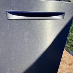 24″ Bosch 500 Series SHP65CM5N Dishwasher