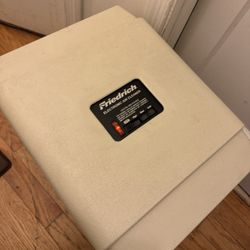 Electronic air Cleaner