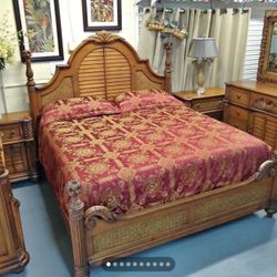 Beautiful Tommy Bahama Bedroom Set ( Deliver Available) 