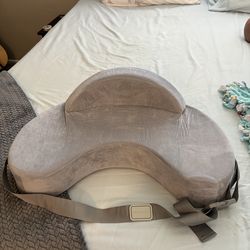 Momcozy Breastfeeding pillow