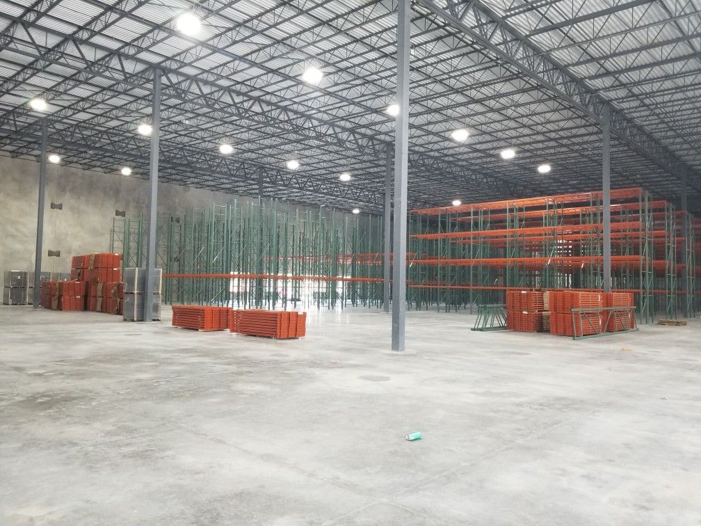 WAREHOUSE PALLETS RACKS for Sale in Miami, FL OfferUp