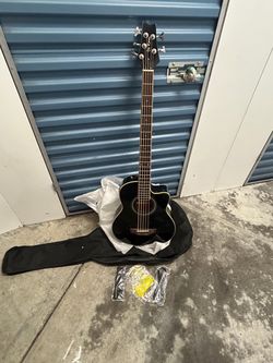 Black Acoustic bass guitar 5 strings