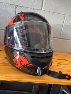 Sedici Strada II Motorcycle Helmet – Size Medium (M)