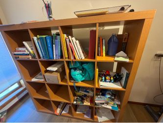 Bookshelve