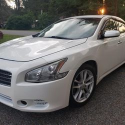 2010 Nissan Maxima